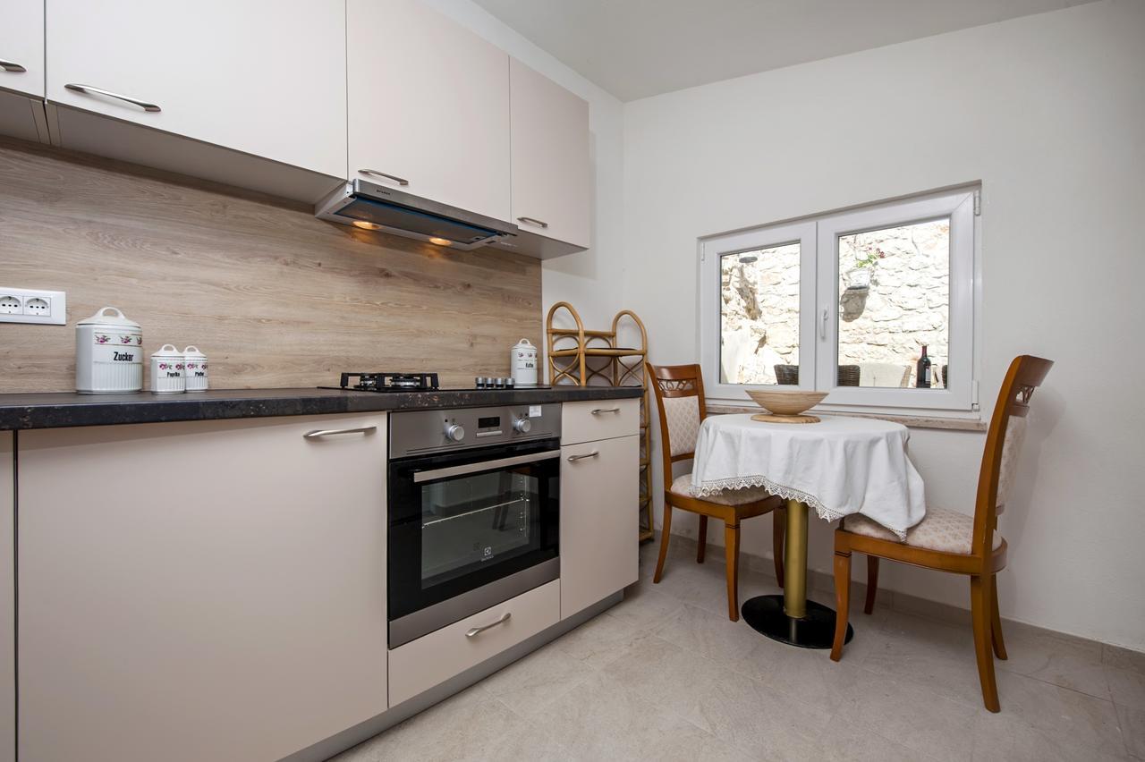 La Svalba Rooms & Studios Ровинь Экстерьер фото