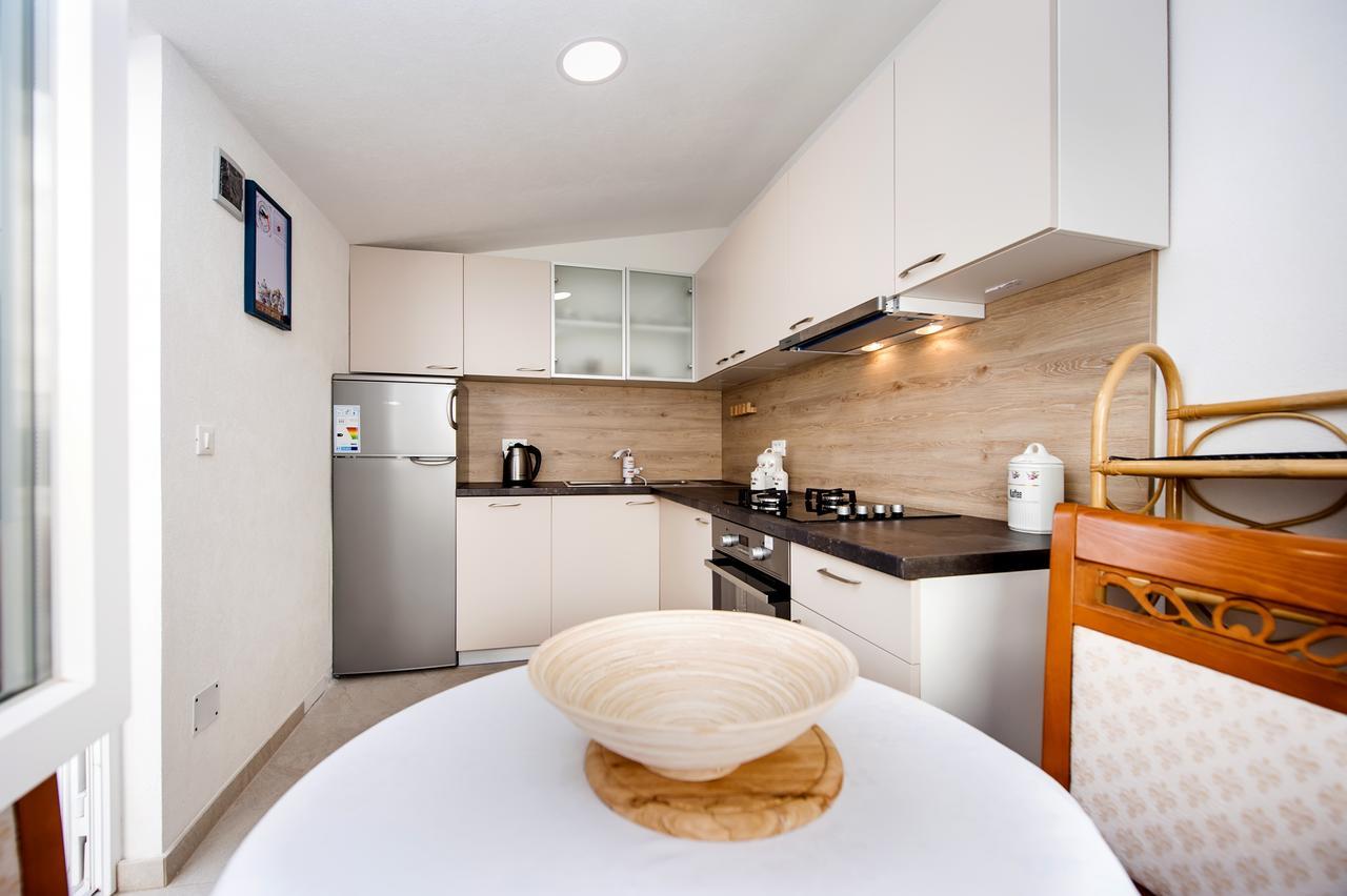 La Svalba Rooms & Studios Ровинь Экстерьер фото